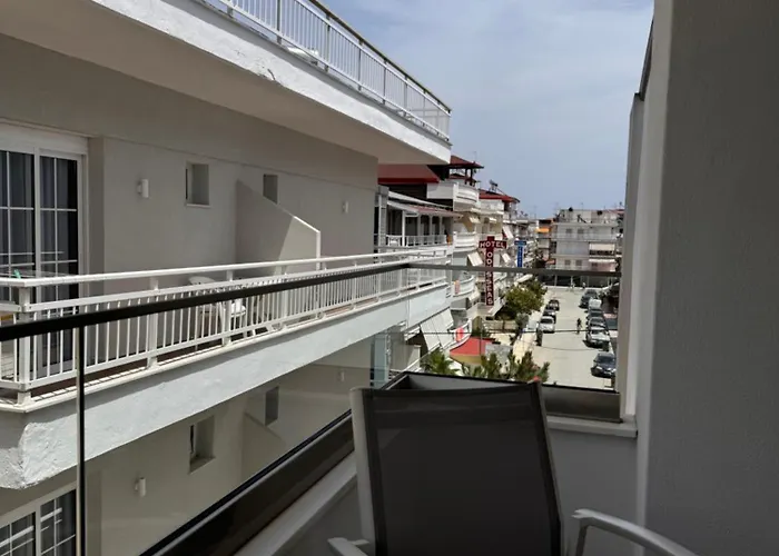 Hara Paralia Katerinis