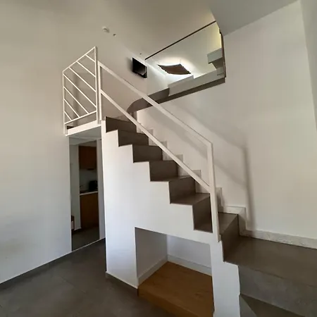 Hara Aparthotel *