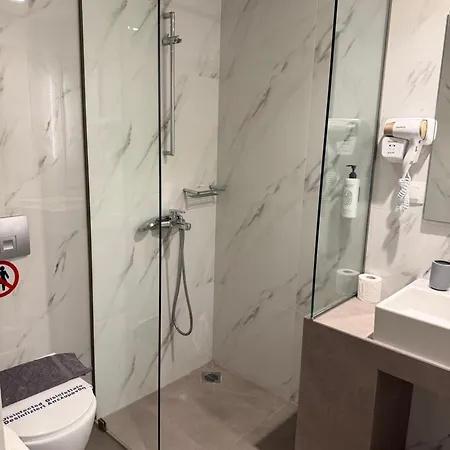 Hara 4* Paralía