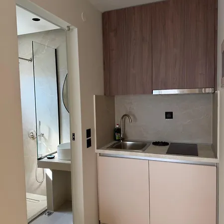 Hara Aparthotel 4*